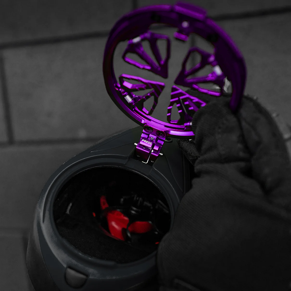 Thumb 4
